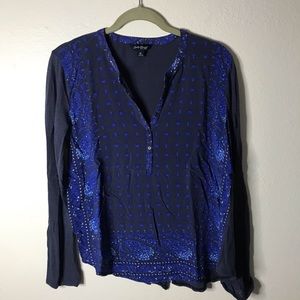 - Lucky brand long sleeve top border diamond print M